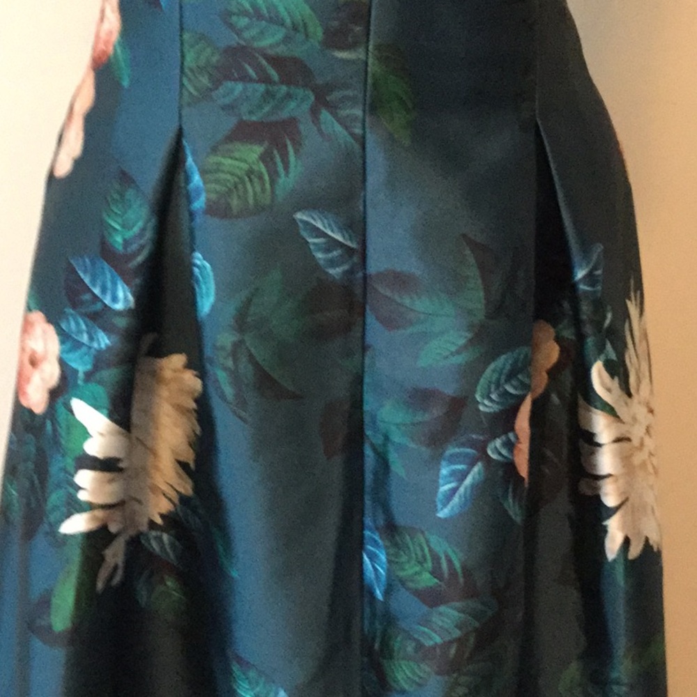 SACHIN  Dharma Plunging Sleeveless Floral-Printed - Picture 6 of 8